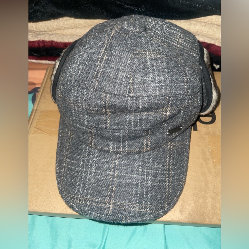 Comhats Winter Hat with Built-in Ear Flaps Soft Size L